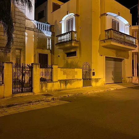 بيت للعطل Maison Salentina